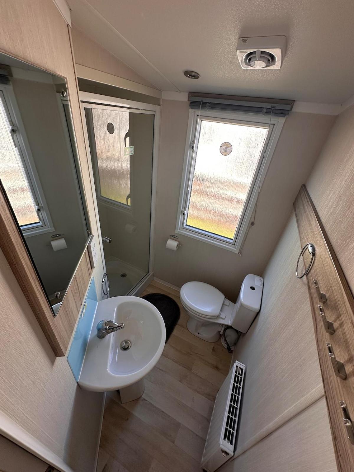 3-Bedroom Swift Caravan - Uddingston, Glasgow Exterior foto